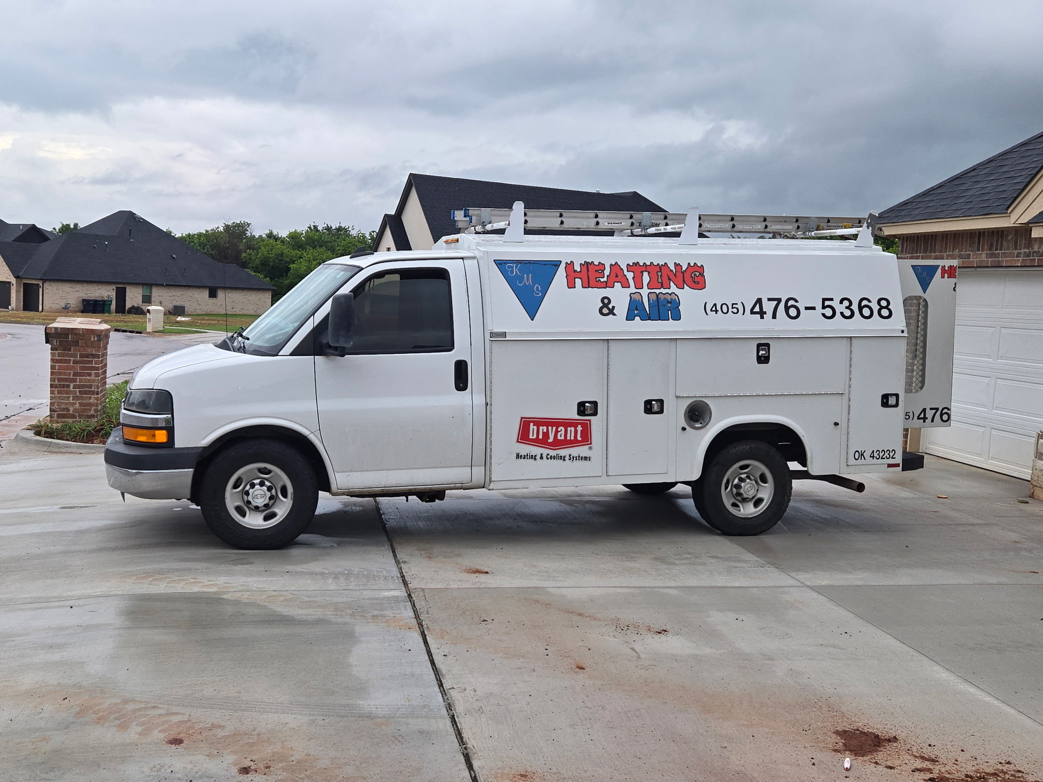 KMS Heating & Air service truck in Bethany OK